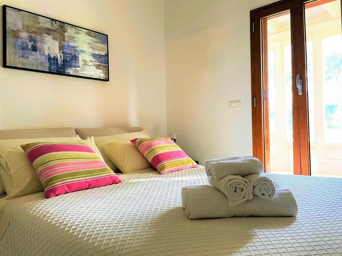 Dimora Antonella - Ostuni 4 Seasons - Splendid Villa Depandance With Private Swimming Pool Exterior photo